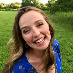 Meet your Posher, Emily james